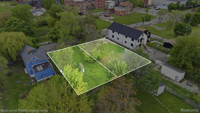 1547 Elm Street, Detroit, MI 48216