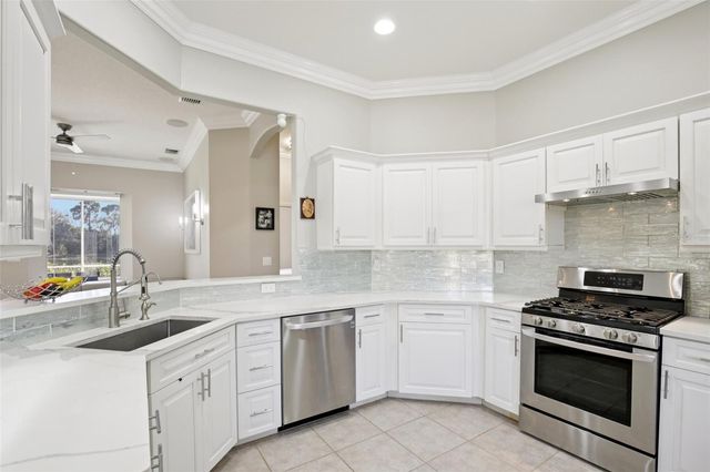 5260 HIGHBURY CIRCLE, Sarasota, FL 34238
