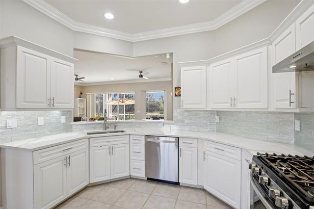 5260 HIGHBURY CIRCLE, Sarasota, FL 34238