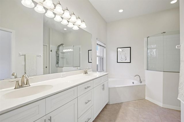 5260 HIGHBURY CIRCLE, Sarasota, FL 34238