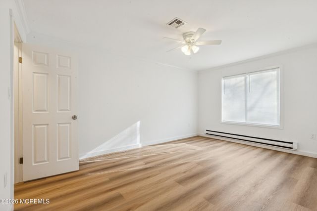 212 Covered Bridge Boulevard D, Manalapan, NJ 07726