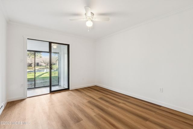 212 Covered Bridge Boulevard D, Manalapan, NJ 07726