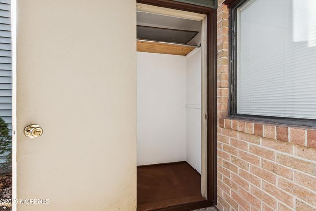 212 Covered Bridge Boulevard D, Manalapan, NJ 07726