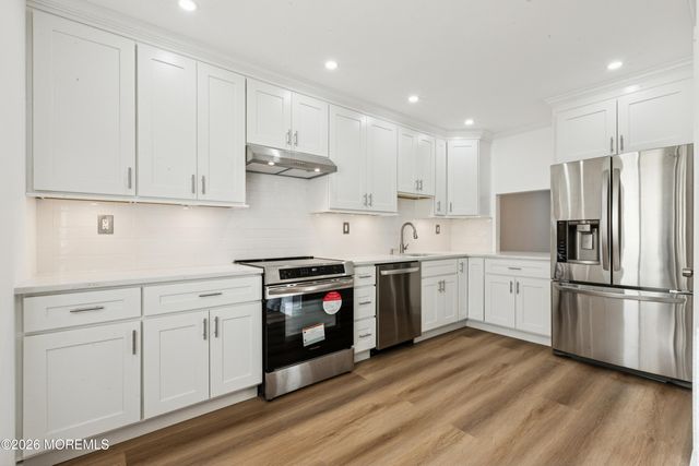 212 Covered Bridge Boulevard D, Manalapan, NJ 07726