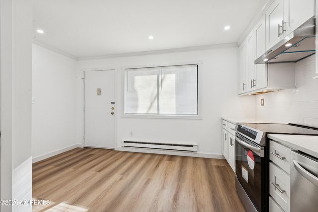 212 Covered Bridge Boulevard D, Manalapan, NJ 07726