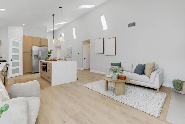 10966 Red Rock Dr, San Diego, CA 92131