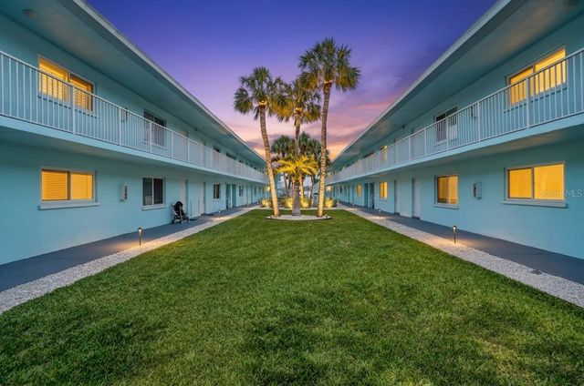 117 7TH STREET N 2, Bradenton Beach, FL 34217