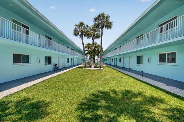 117 7TH STREET N 2, Bradenton Beach, FL 34217