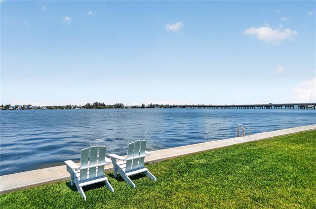 117 7TH STREET N 2, Bradenton Beach, FL 34217