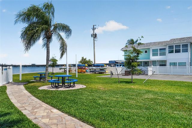 117 7TH STREET N 2, Bradenton Beach, FL 34217