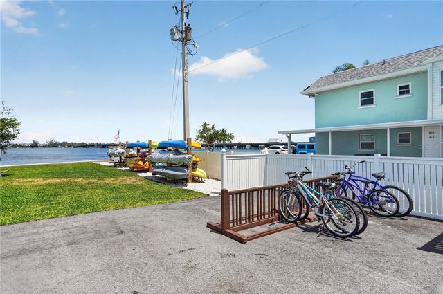 117 7TH STREET N 2, Bradenton Beach, FL 34217