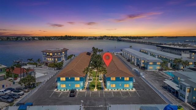 117 7TH STREET N 2, Bradenton Beach, FL 34217