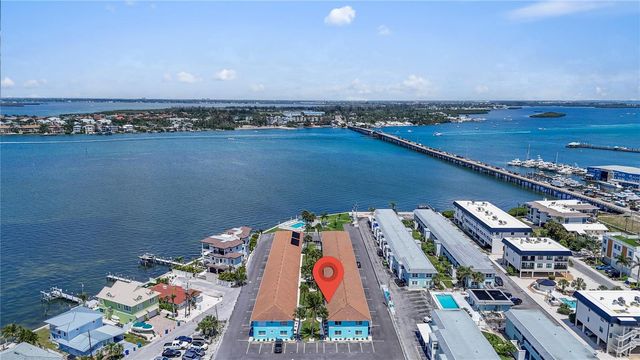117 7TH STREET N 2, Bradenton Beach, FL 34217