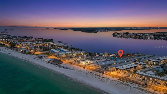 117 7TH STREET N 2, Bradenton Beach, FL 34217
