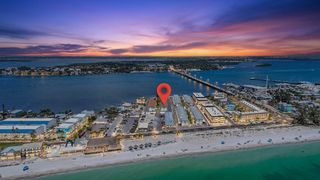 117 7TH STREET N 2, Bradenton Beach, FL 34217