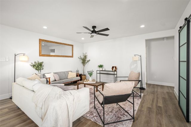 5420 Pease Street, Houston, TX 77023