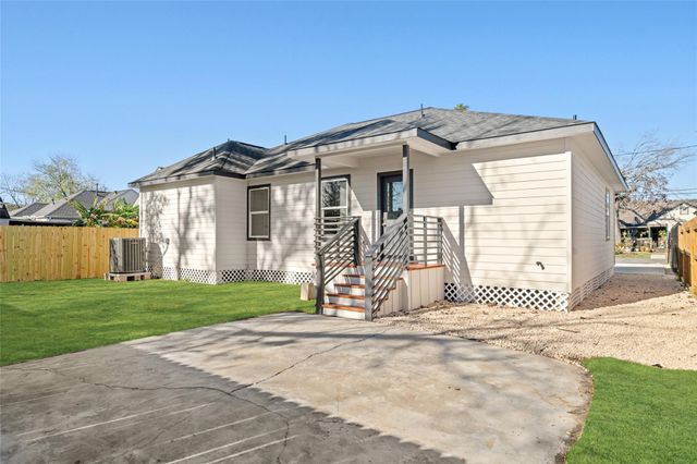 5420 Pease Street, Houston, TX 77023