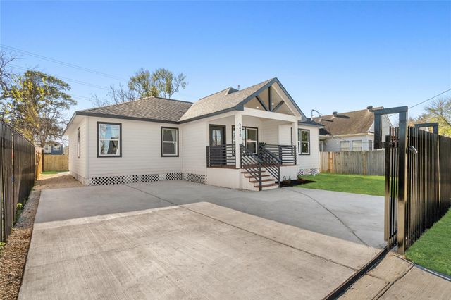 5420 Pease Street, Houston, TX 77023