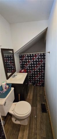 910 Pine Street, Springfield, OH 45505