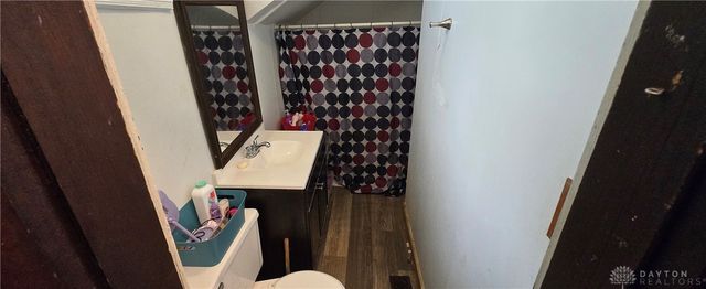 910 Pine Street, Springfield, OH 45505
