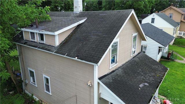 910 Pine Street, Springfield, OH 45505
