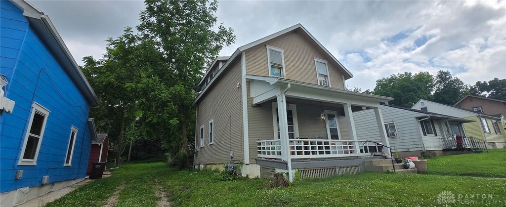 910 Pine Street, Springfield, OH 45505