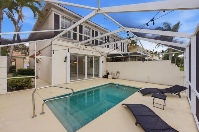 2122 Tigris Drive, West Palm Beach, FL 33411