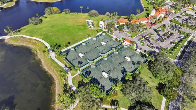 2122 Tigris Drive, West Palm Beach, FL 33411