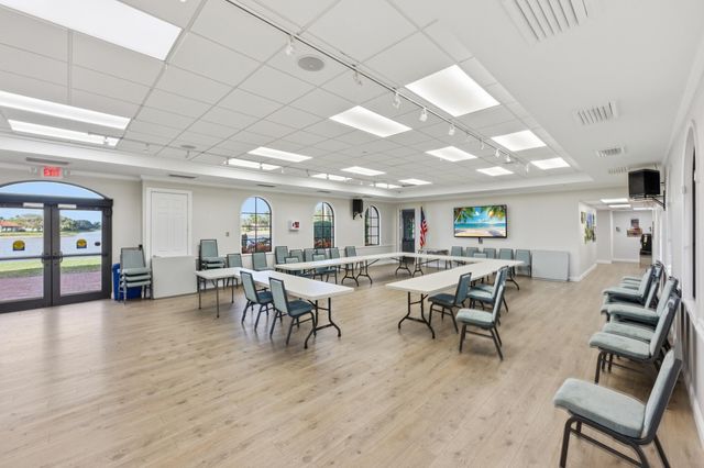 2122 Tigris Drive, West Palm Beach, FL 33411