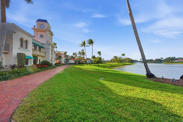 2122 Tigris Drive, West Palm Beach, FL 33411