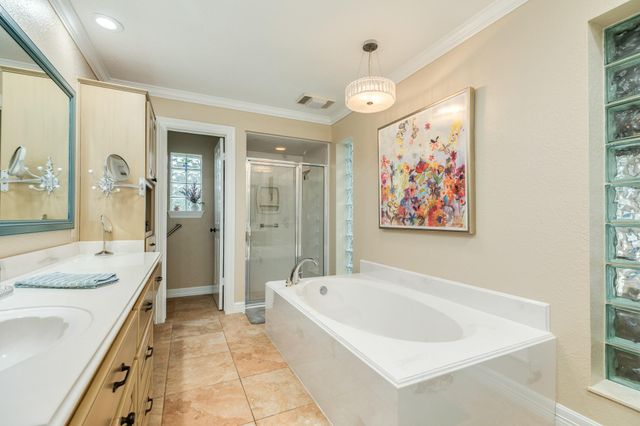 114 Strawberry Drive, Lake Jackson, TX 77566