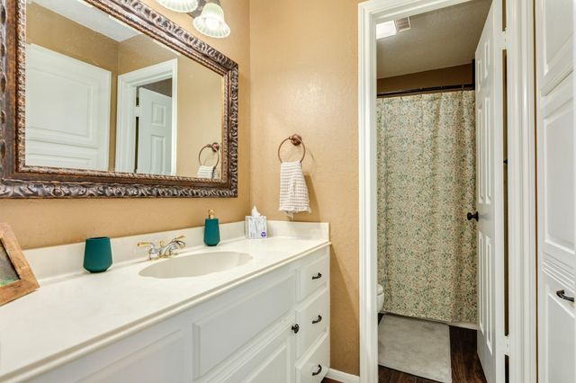 114 Strawberry Drive, Lake Jackson, TX 77566