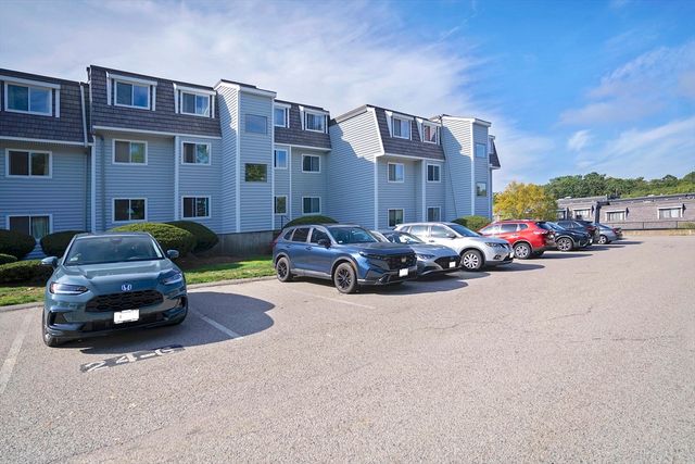 55 Presidential Dr 2, Quincy, MA 02169