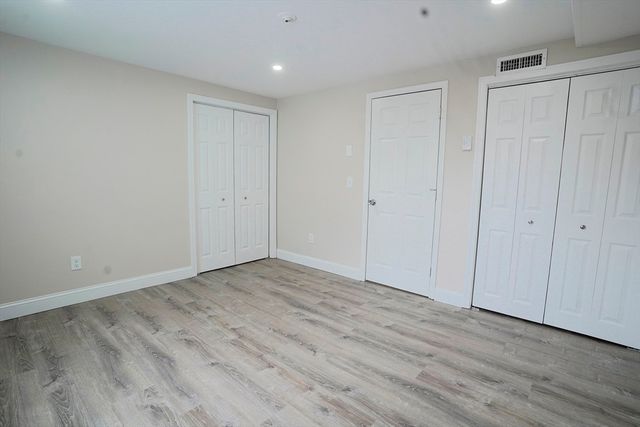 55 Presidential Dr 2, Quincy, MA 02169