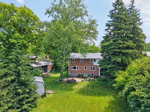 355 Circlewood Lane, Wyoming, OH 45215