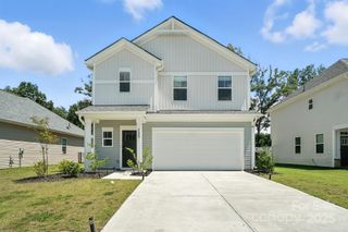 133 Baucom Street, Charlotte, NC 28216