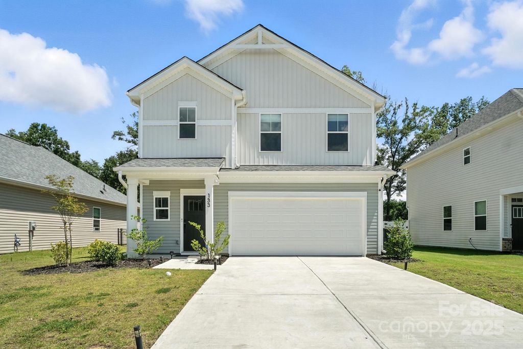 133 Baucom Street, Charlotte, NC 28216