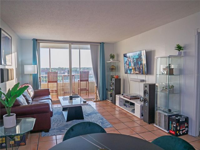 2333 FEATHER SOUND DRIVE B609, Clearwater, FL 33762