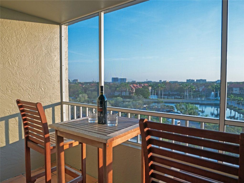 2333 FEATHER SOUND DRIVE B609, Clearwater, FL 33762