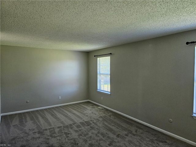 900 Shadow Tree WAY, Virginia Beach, VA 23452