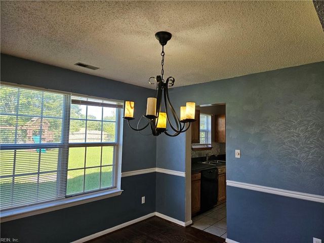 900 Shadow Tree WAY, Virginia Beach, VA 23452