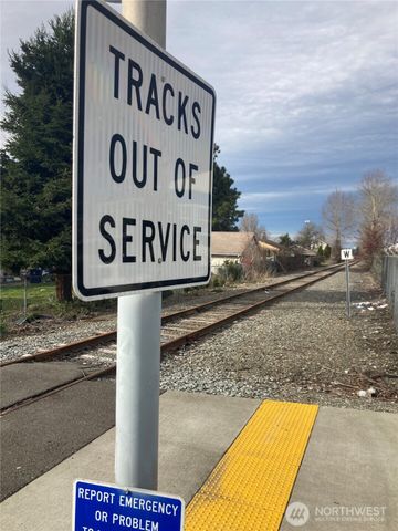 602 E 65th Street, Tacoma, WA 98404