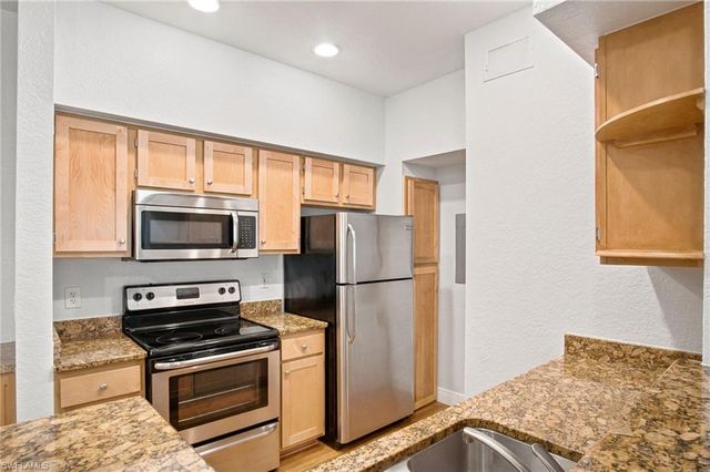 23560 Walden Center DR 207, Estero, FL 34134