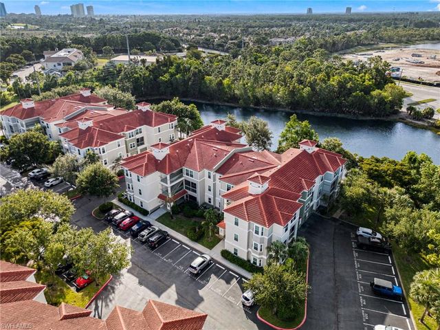 23560 Walden Center DR 207, Estero, FL 34134