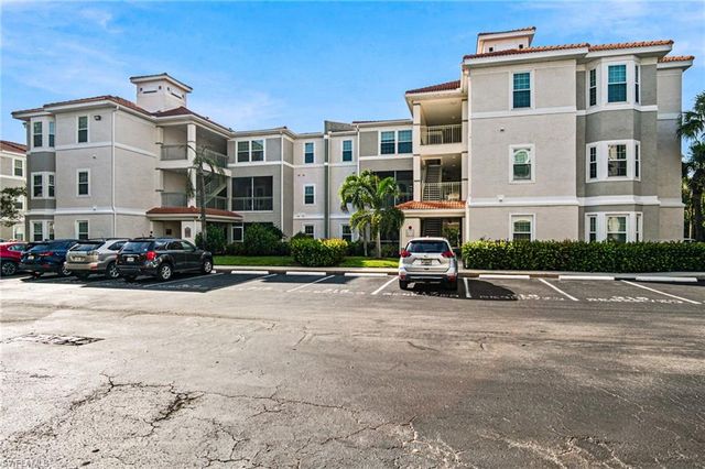 23560 Walden Center DR 207, Estero, FL 34134