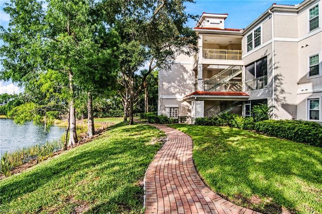 23560 Walden Center DR 207, Estero, FL 34134