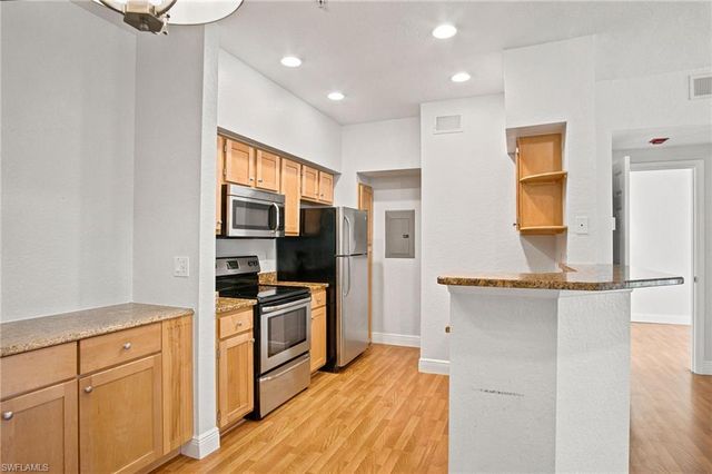 23560 Walden Center DR 207, Estero, FL 34134