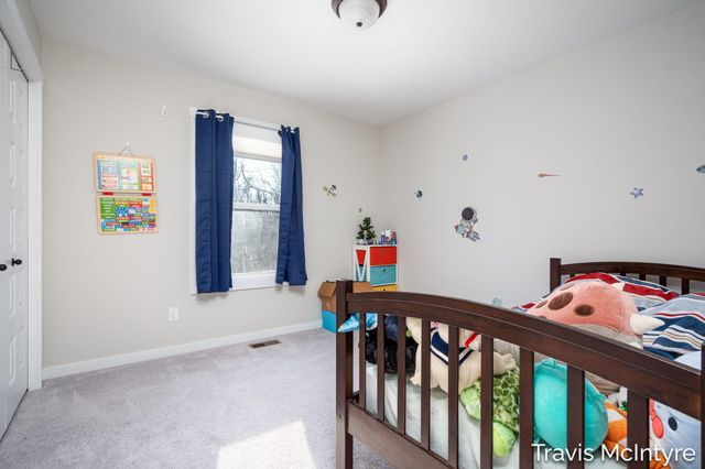 446 Windchime Drive Ne, Plainfield Twp, MI 49321