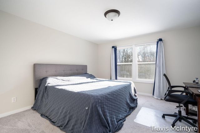 446 Windchime Drive Ne, Plainfield Twp, MI 49321