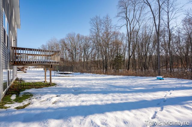 446 Windchime Drive Ne, Plainfield Twp, MI 49321